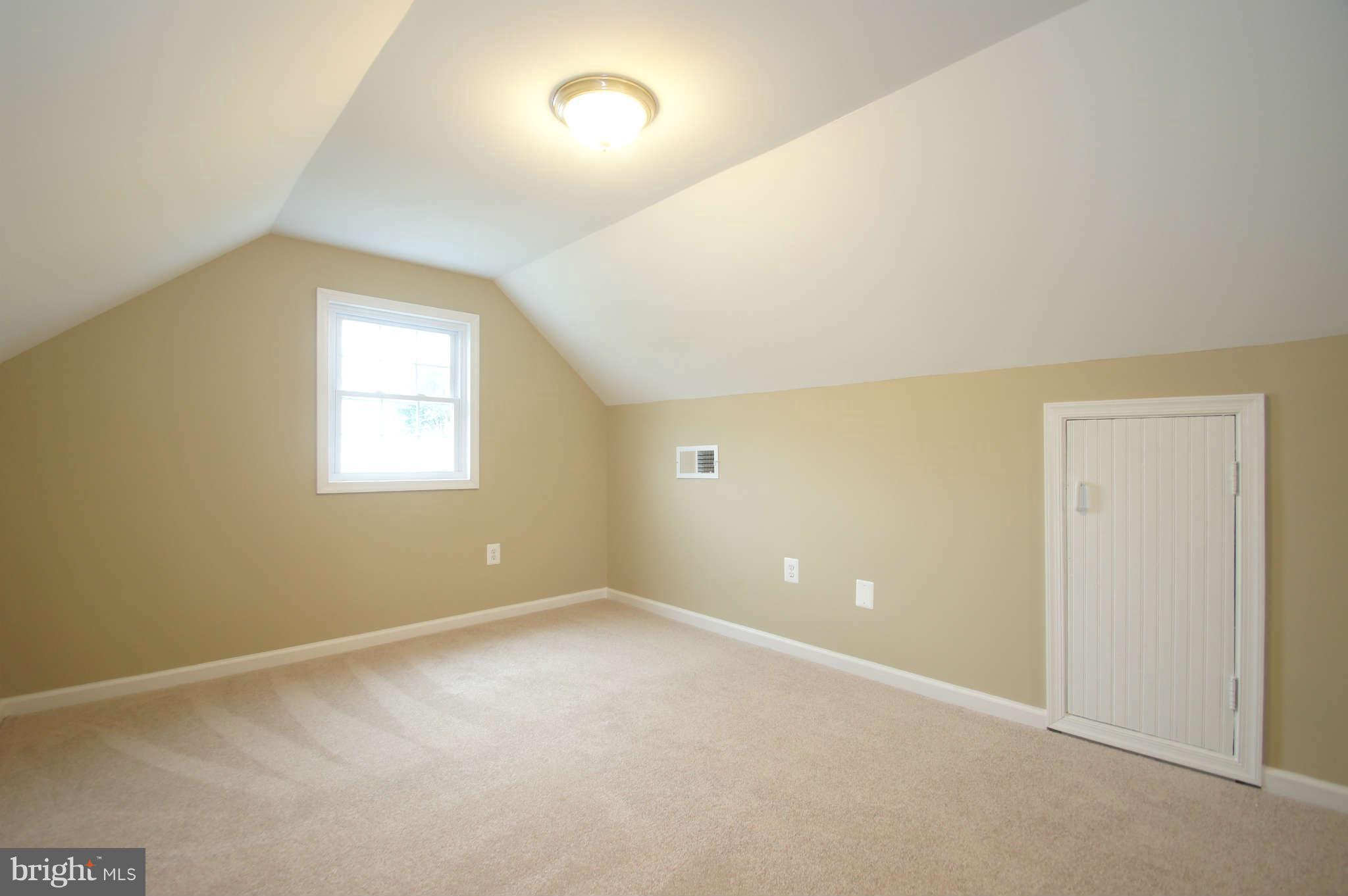 1721 Brookview Road Baltimore, MD 21222 - Photo 9 of 30 Bedroom Master
