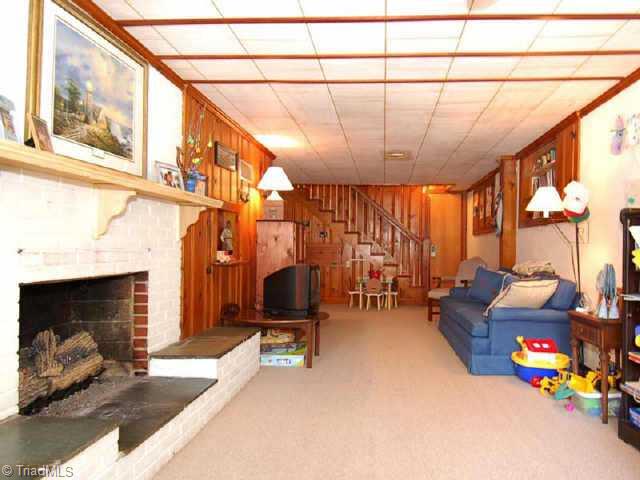 3031 Cambridge Road Winston-Salem, NC 27104 - Photo 6 of 9 Other.