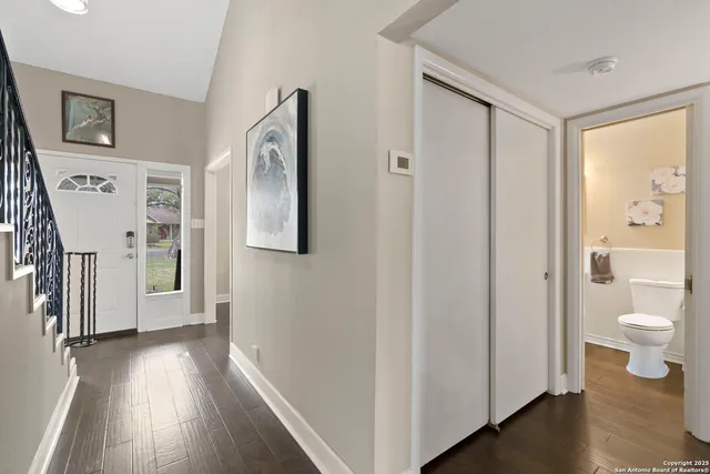 $2,700 | 116 South Gardenview Drive, Castle Hills, TX 78213