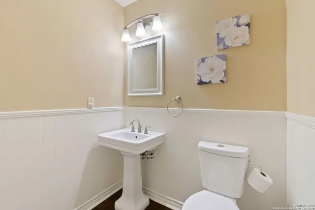 $2,700 | 116 South Gardenview Drive, Castle Hills, TX 78213