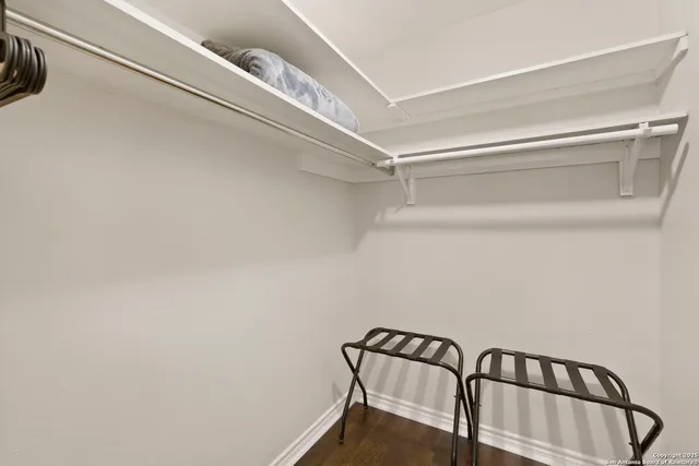 $2,700 | 116 South Gardenview Drive, Castle Hills, TX 78213