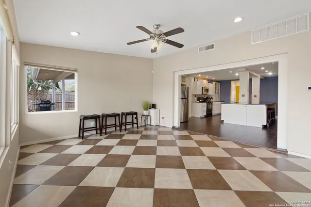 $2,700 | 116 South Gardenview Drive, Castle Hills, TX 78213