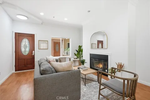 $649,000 | 5719 Camellia Avenue, Unit 105, North Hollywood, CA 91601