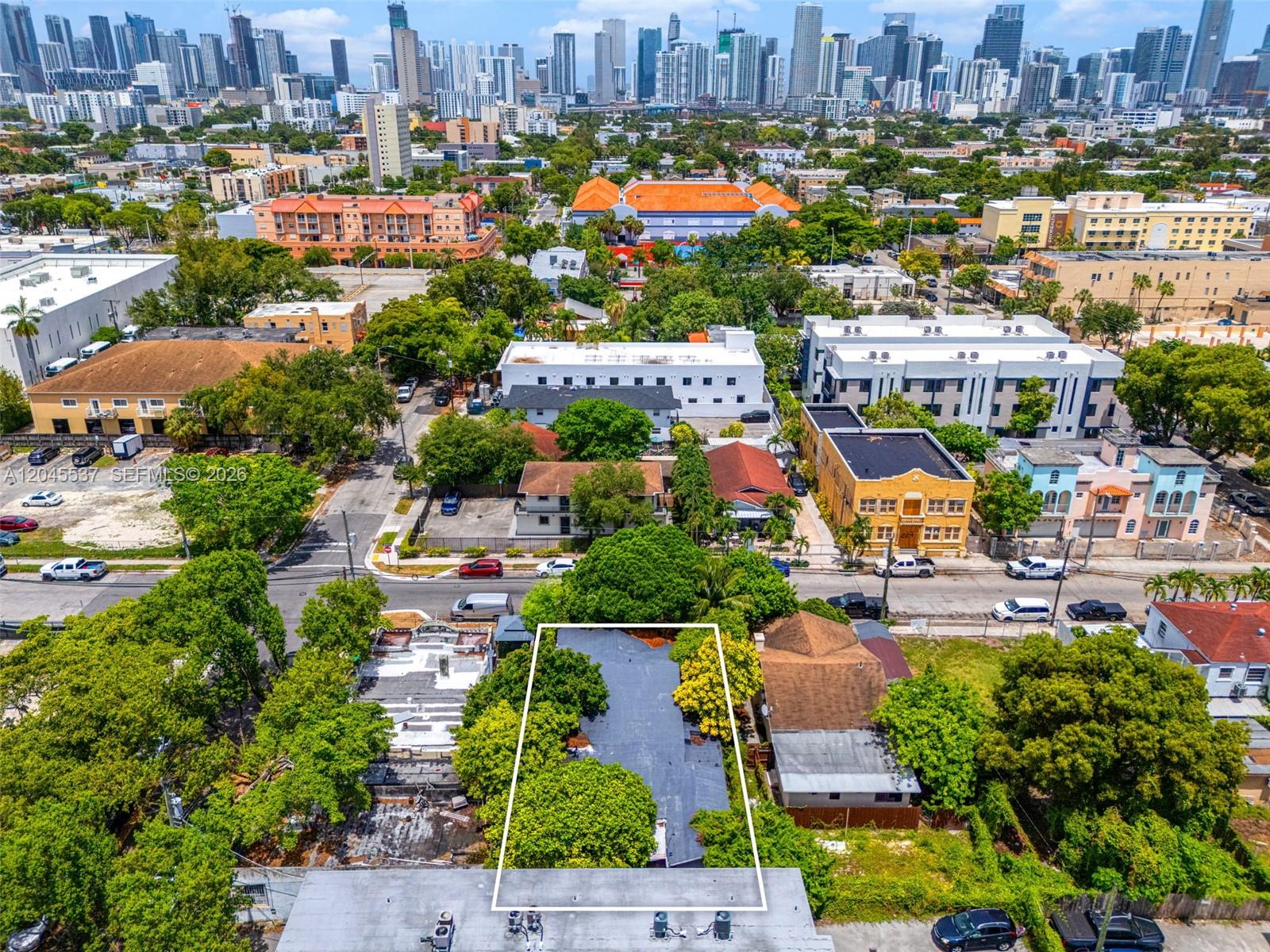 210 Southwest 13th Avenue Miami, FL 33135 - Photo 5 of 13