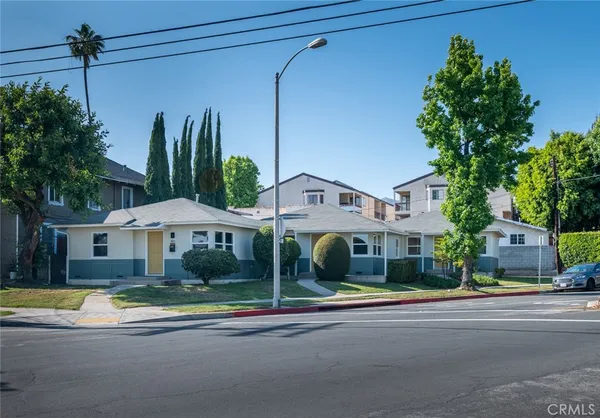 $2,300 | 305 North Chevy Chase Drive, Glendale, CA 91206