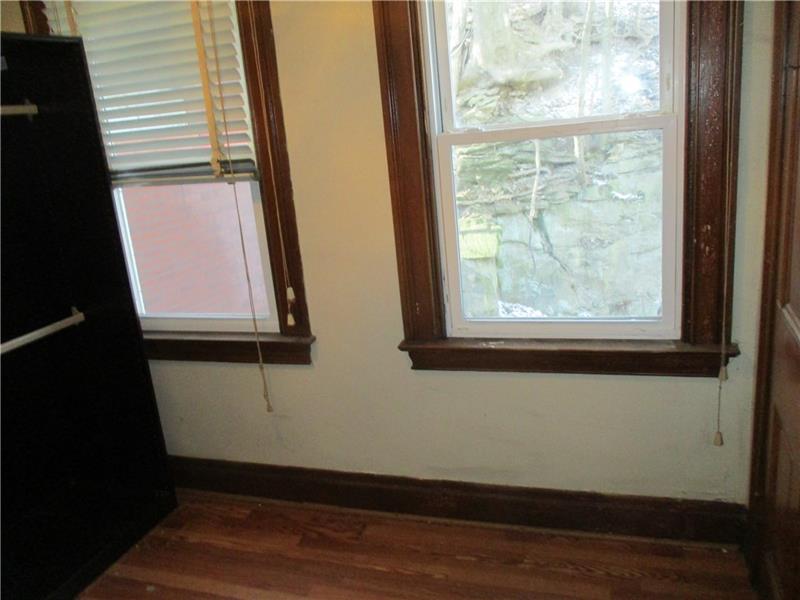 1231 Evergreen Road Pittsburgh, PA 15209 - Photo 11 of 18 Gallery Image 11