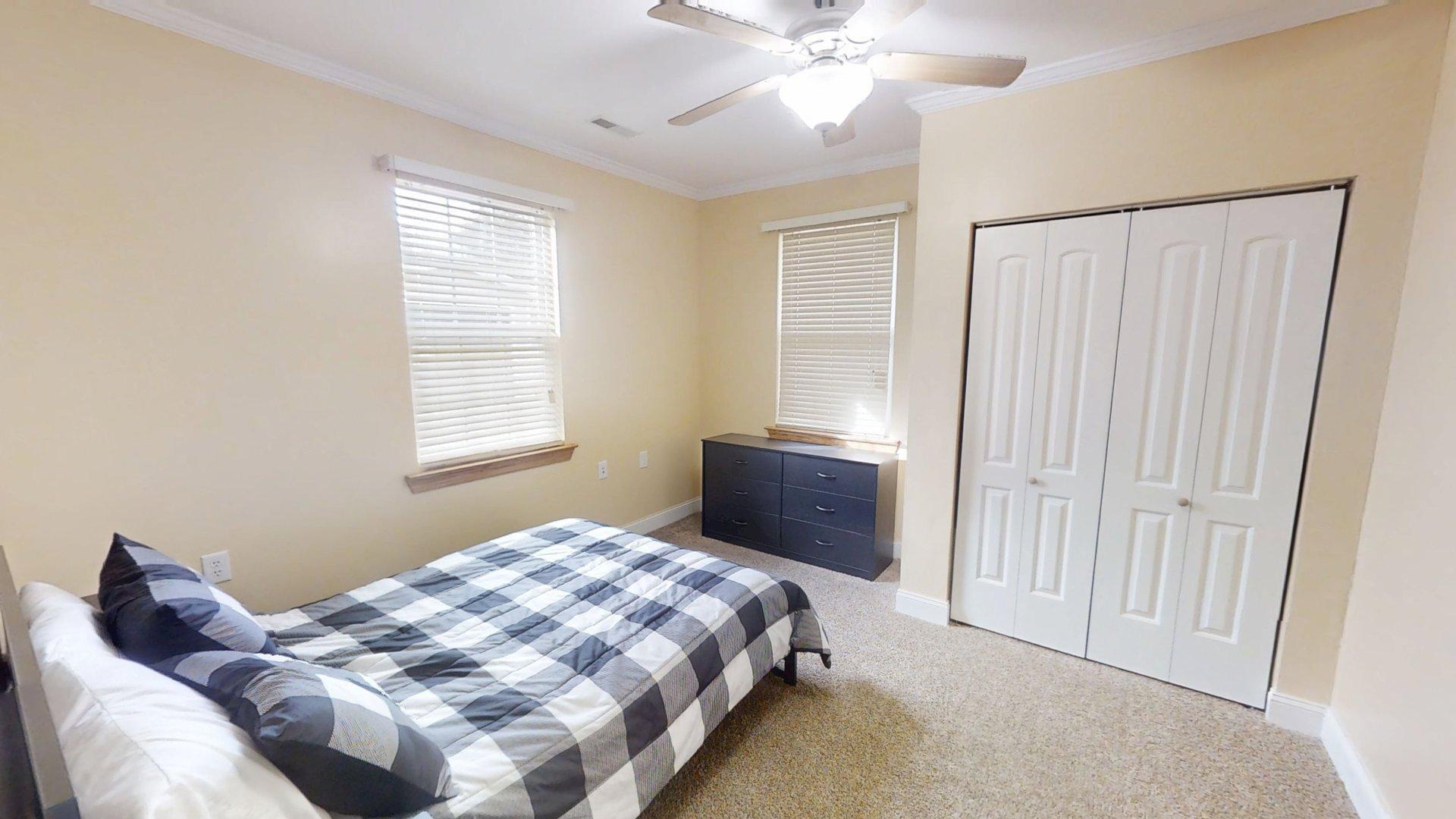 906 Diamond Circle LaFayette, GA 30728 - Photo 18 of 23 906-Diamond-St-02202026_105948