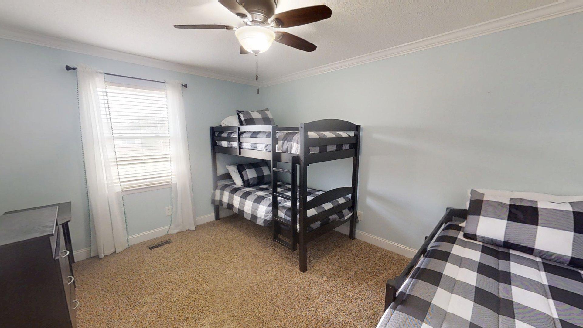 906 Diamond Circle LaFayette, GA 30728 - Photo 8 of 23 906-Diamond-St-02202026_105616