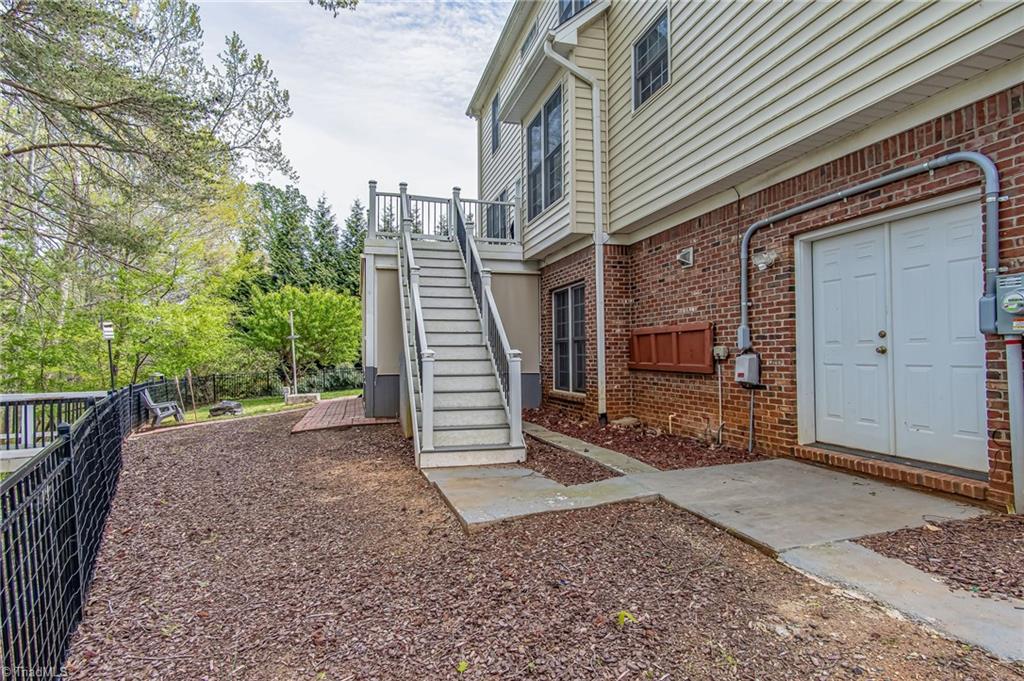 6020 Beckenham Way Oak Ridge, NC 27310 - Photo 23 of 26