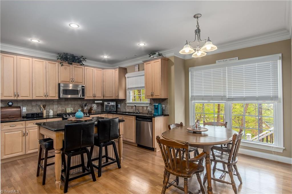 6020 Beckenham Way Oak Ridge, NC 27310 - Photo 3 of 26 main