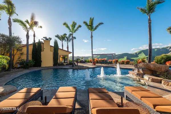 $4,499,950 | 2065 East La Loma Avenue, Somis, CA 93066