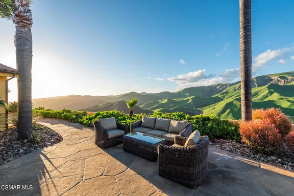 $4,499,950 | 2065 East La Loma Avenue, Somis, CA 93066