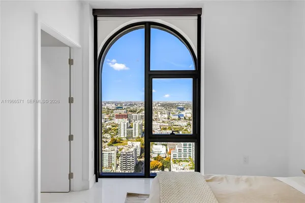 $20,000 | 700 Northeast 24th Street, Unit 4007, Miami, FL 33137