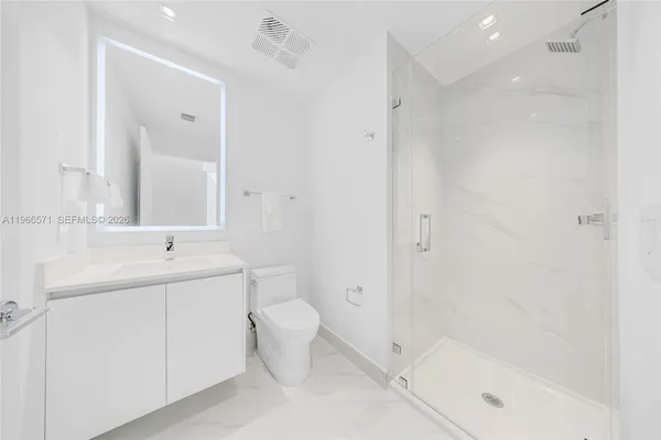 $20,000 | 700 Northeast 24th Street, Unit 4007, Miami, FL 33137