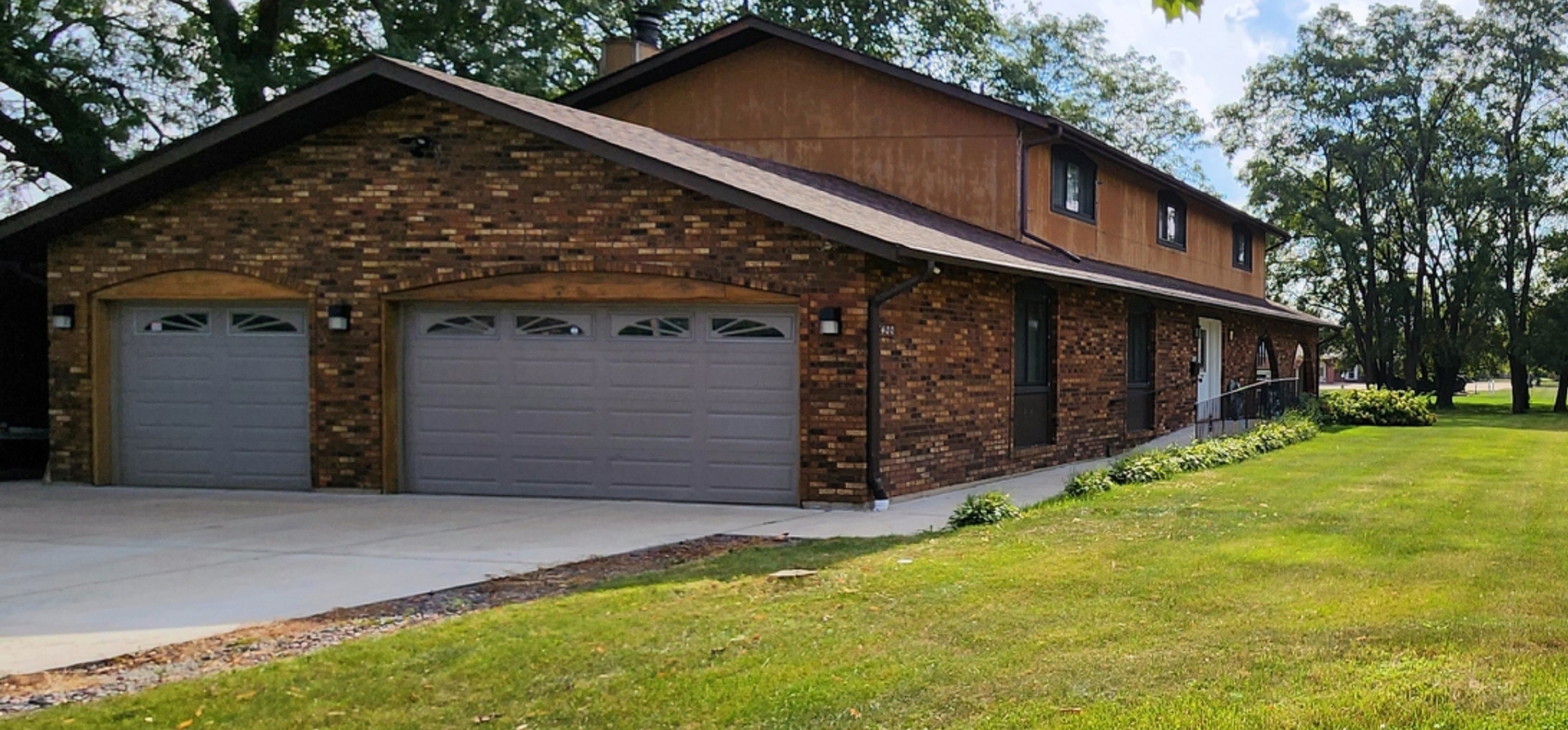 1400 Black Road Joliet, IL 60435 - Photo 3 of 56 Gallery Image 3