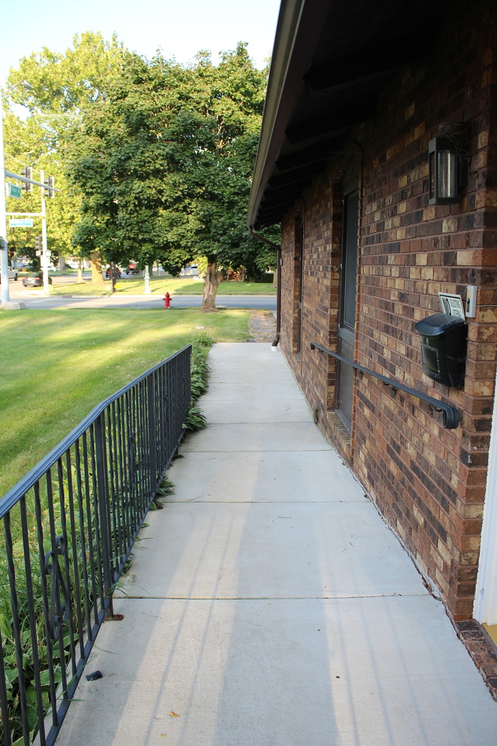 1400 Black Road Joliet, IL 60435 - Photo 6 of 56 Gallery Image 6