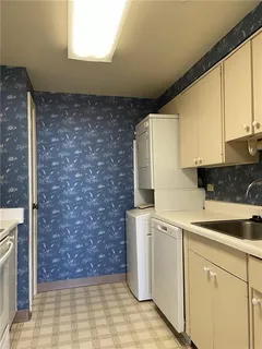 $229,000 | 2100 St Charles Avenue, Unit 12A, New Orleans, LA 70130