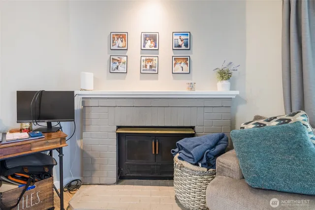 $335,000 | 130 Southwest 116th Street, Unit F32, Seattle, WA 98146