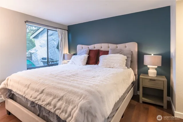 $335,000 | 130 Southwest 116th Street, Unit F32, Seattle, WA 98146