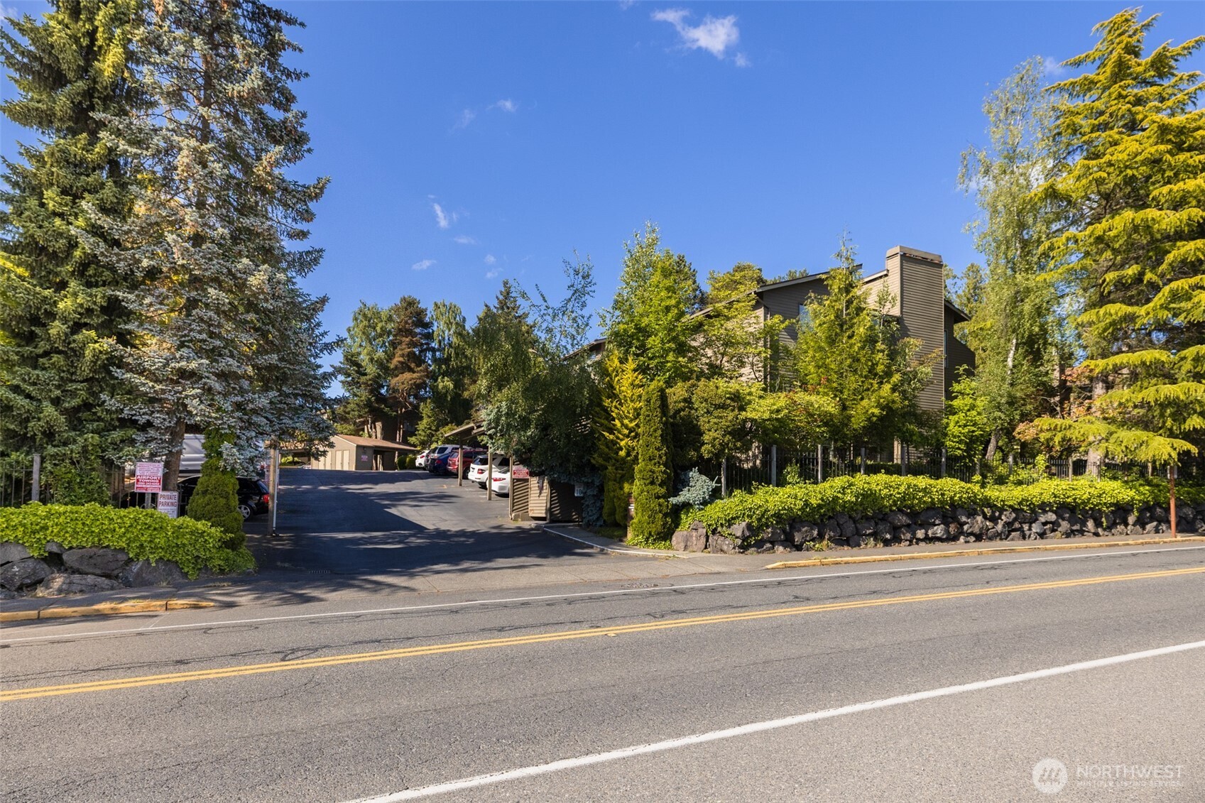 130 Southwest 116th Street, Unit F32 Seattle, WA 98146 - Photo 26 of 37