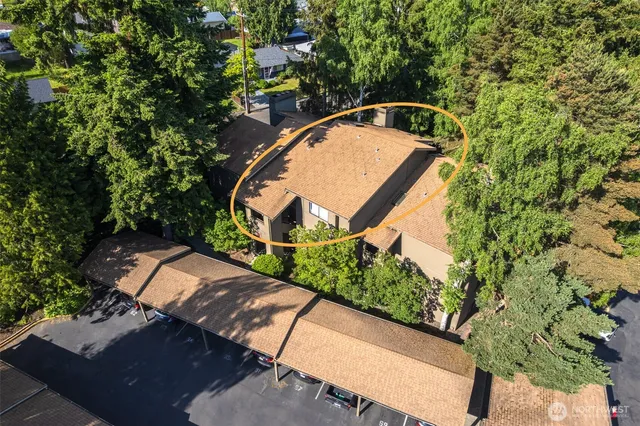 $335,000 | 130 Southwest 116th Street, Unit F32, Seattle, WA 98146