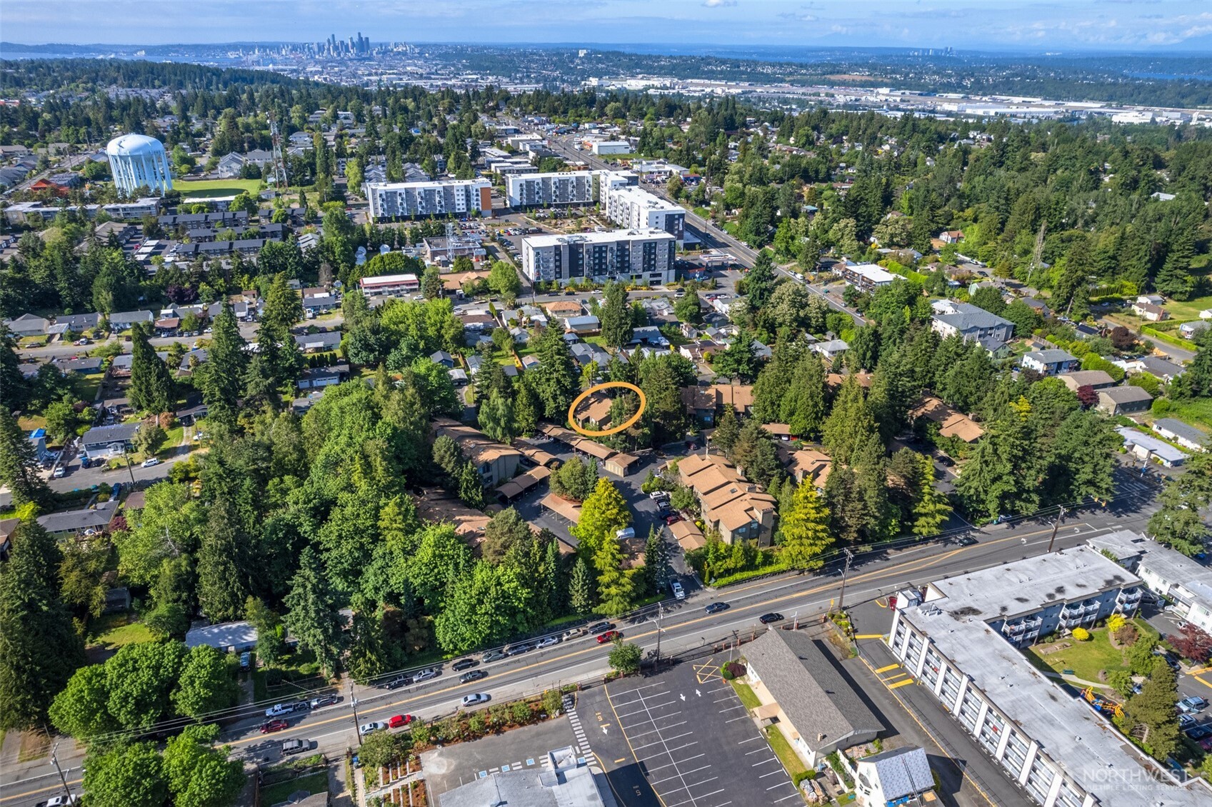 130 Southwest 116th Street, Unit F32 Seattle, WA 98146 - Photo 33 of 37