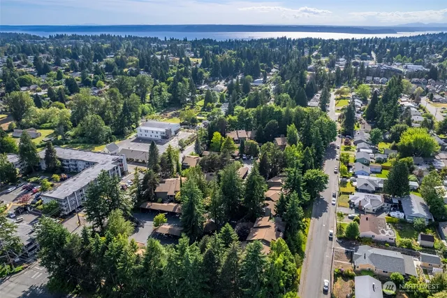 $335,000 | 130 Southwest 116th Street, Unit F32, Seattle, WA 98146