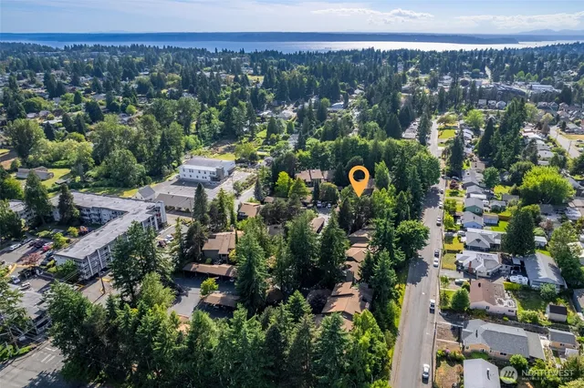 $335,000 | 130 Southwest 116th Street, Unit F32, Seattle, WA 98146