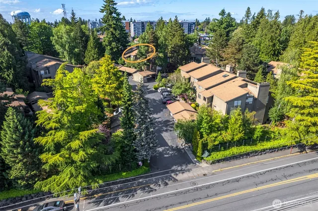 $335,000 | 130 Southwest 116th Street, Unit F32, Seattle, WA 98146