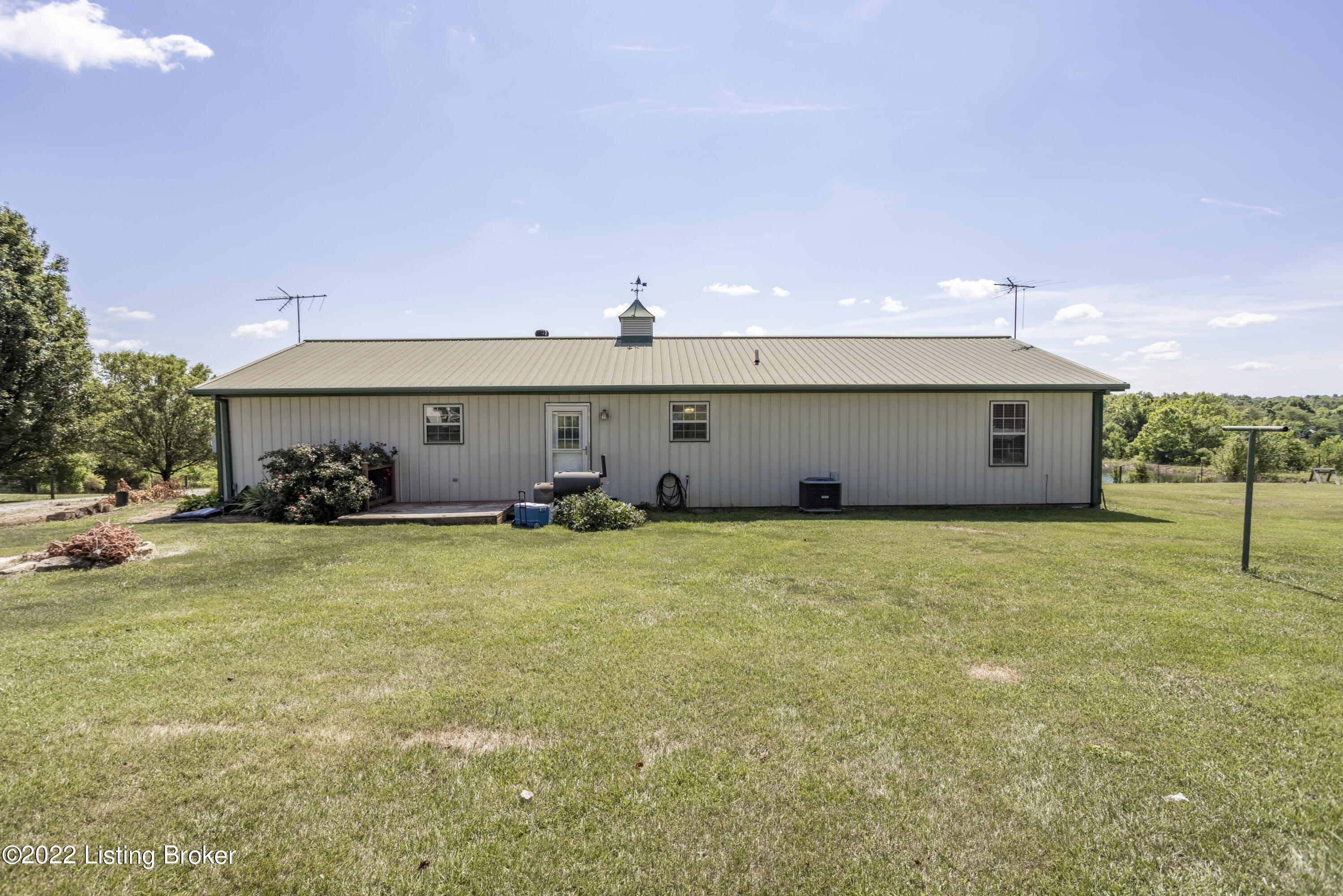 5321 Springfield Road Bardstown, KY 40004 - Photo 62 of 113 20220627-2Y0A9563