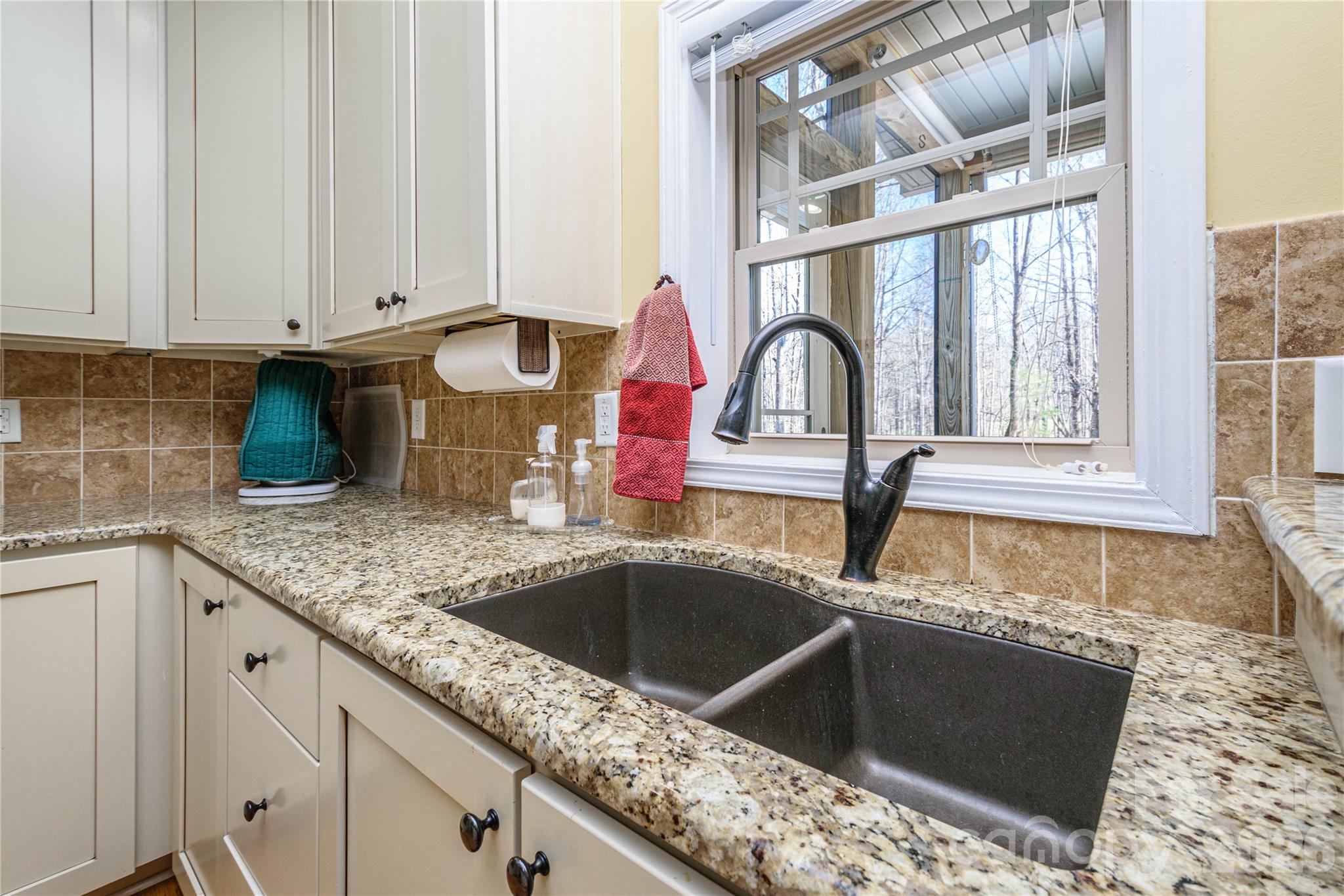 281 Ewbank Road Etowah, NC 28729 - Photo 10 of 46