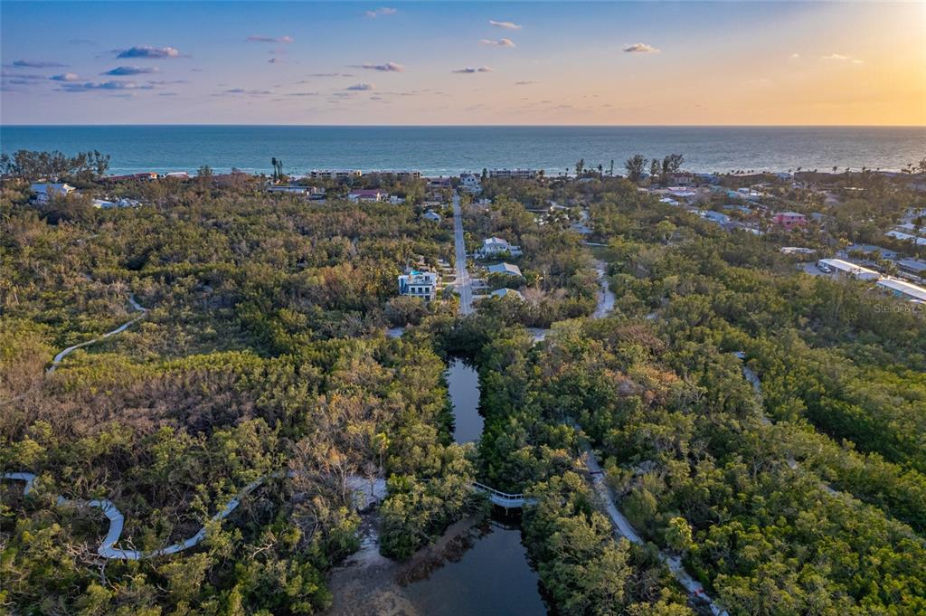 560 Gulf Bay Road Longboat Key, FL 34228 - Photo 26 of 38 an aerial view of a city