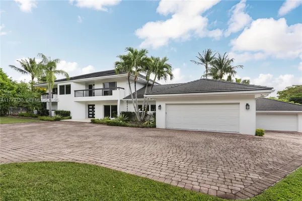 $7,950,000 | 413 Santurce Avenue, Coral Gables, FL 33143