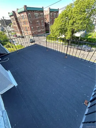 $3,850 | 72 Soundview Street, Unit 2, New Rochelle, NY 10805