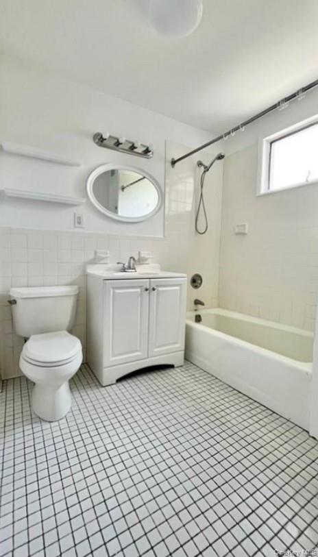 72 Soundview Street, Unit 2 New Rochelle, NY 10805 - Photo 9 of 19