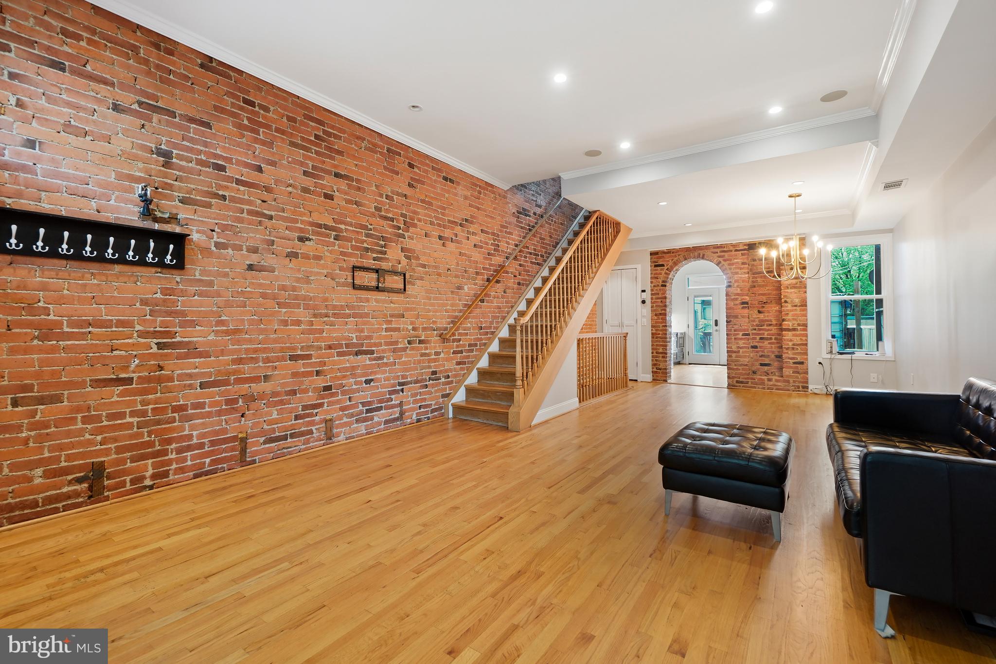632 Q Street Northwest Washington, DC 20001 - Photo 4 of 29