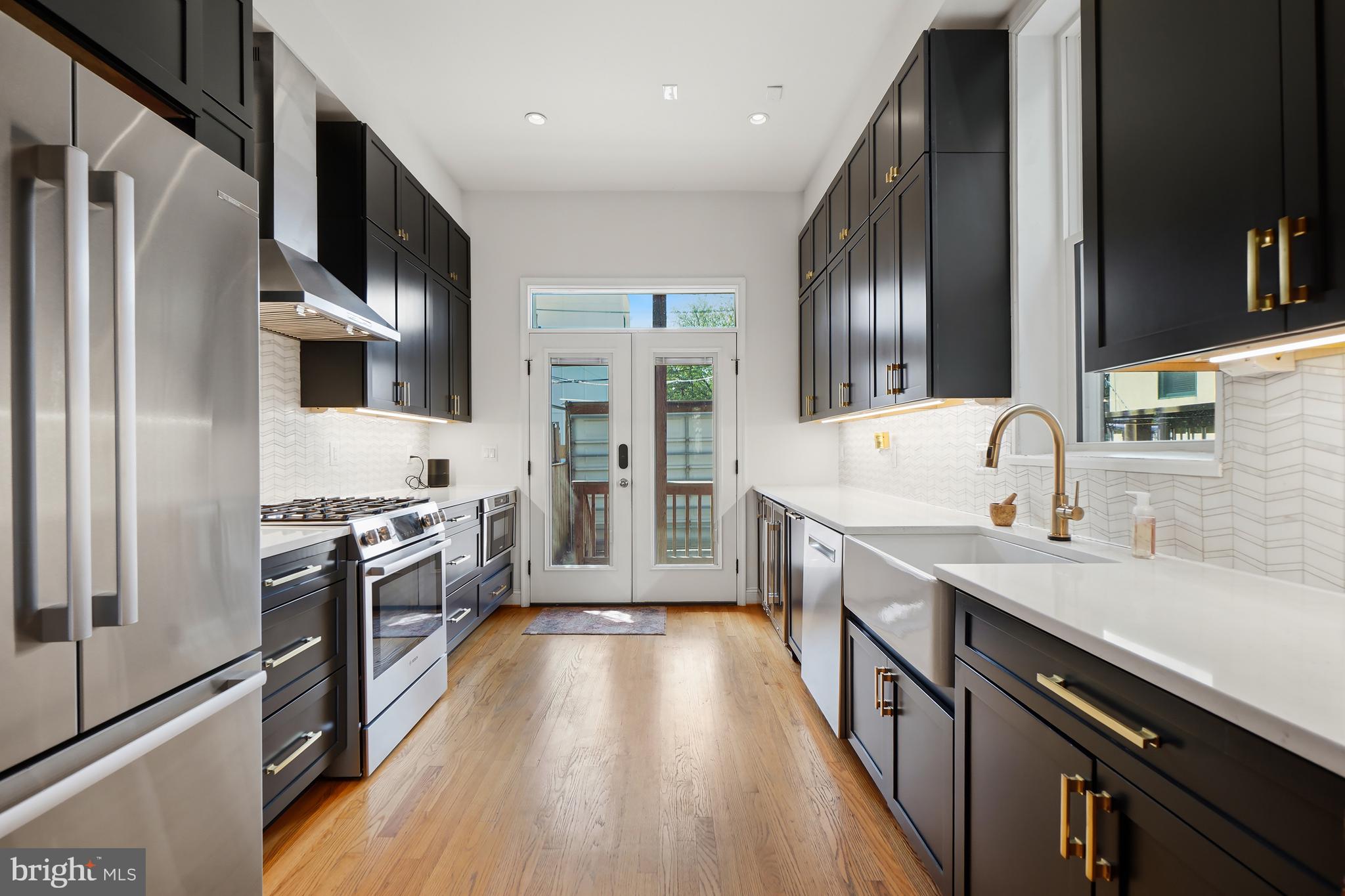 632 Q Street Northwest Washington, DC 20001 - Photo 10 of 29