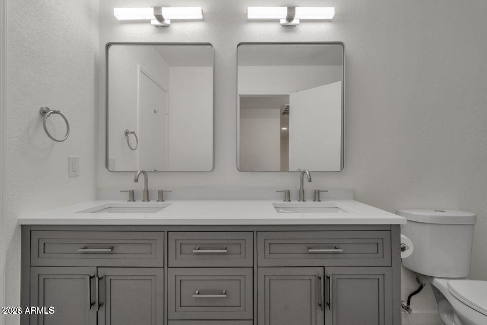3441 North 31st Street, Unit 109 Phoenix, AZ 85016 - Photo 25 of 30 Upstairs Bathroom