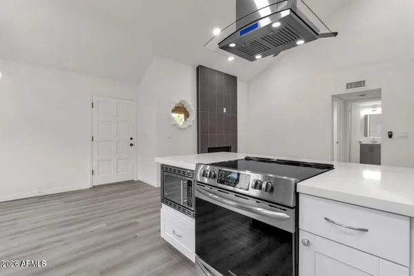 $2,300 | 3441 North 31st Street, Unit 109, Phoenix, AZ 85016