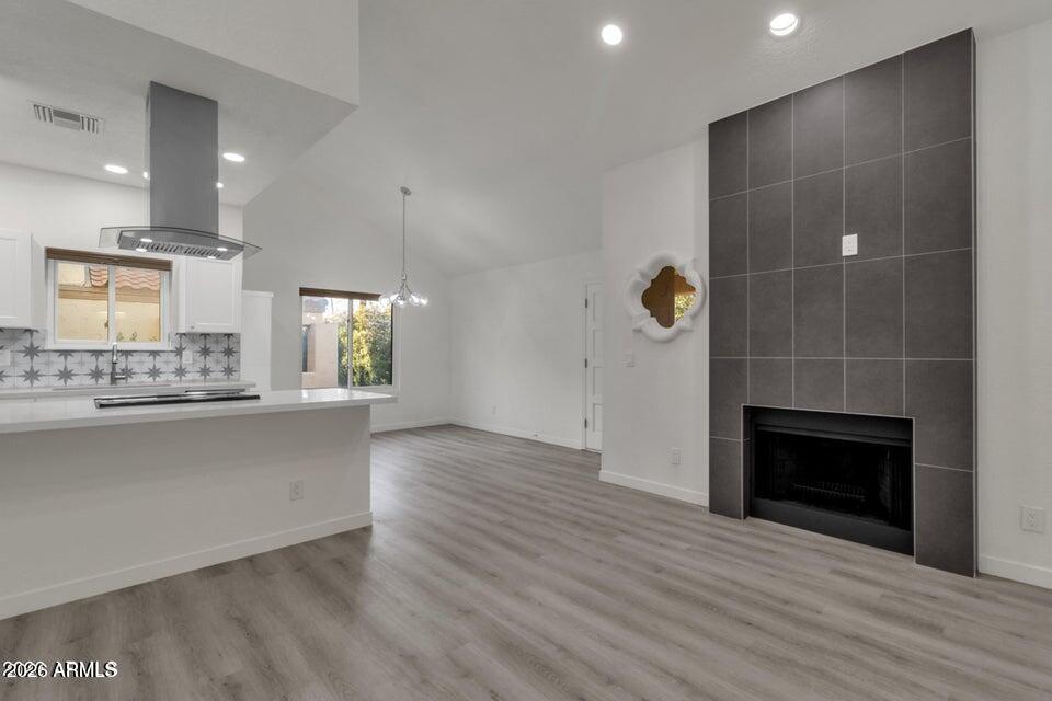 3441 North 31st Street, Unit 109 Phoenix, AZ 85016 - Photo 7 of 30 Living Room