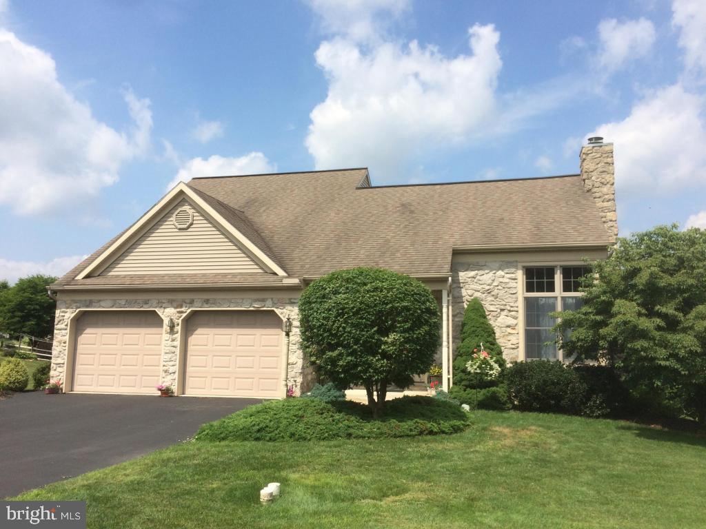 29 Field Lane Lititz, PA 17543 - Photo 2 of 23
