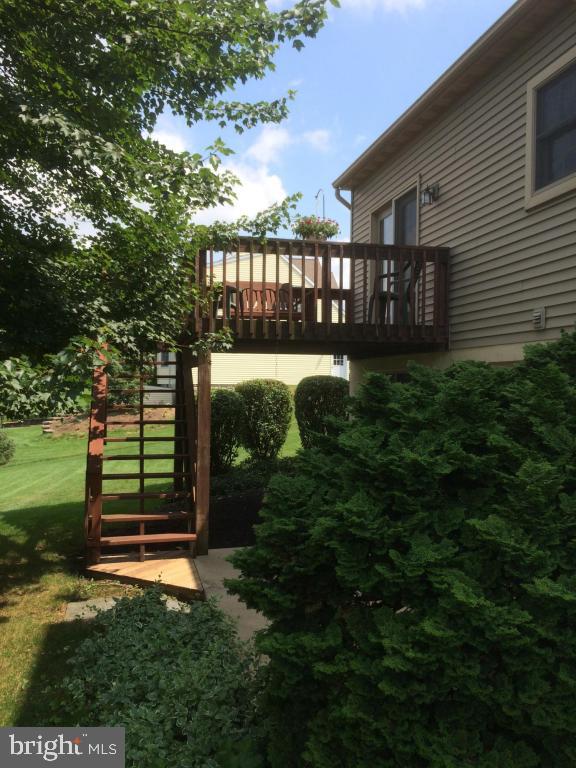 29 Field Lane Lititz, PA 17543 - Photo 19 of 23