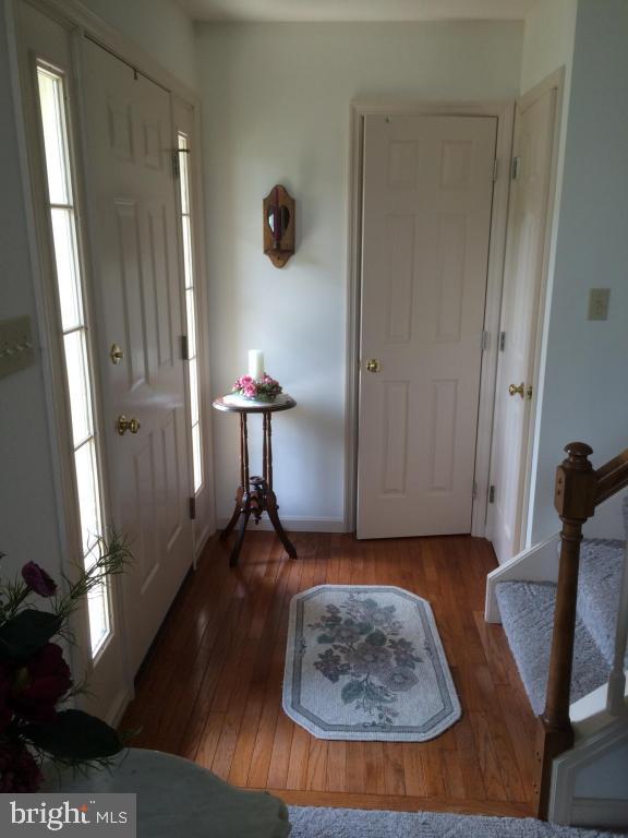 29 Field Lane Lititz, PA 17543 - Photo 3 of 23