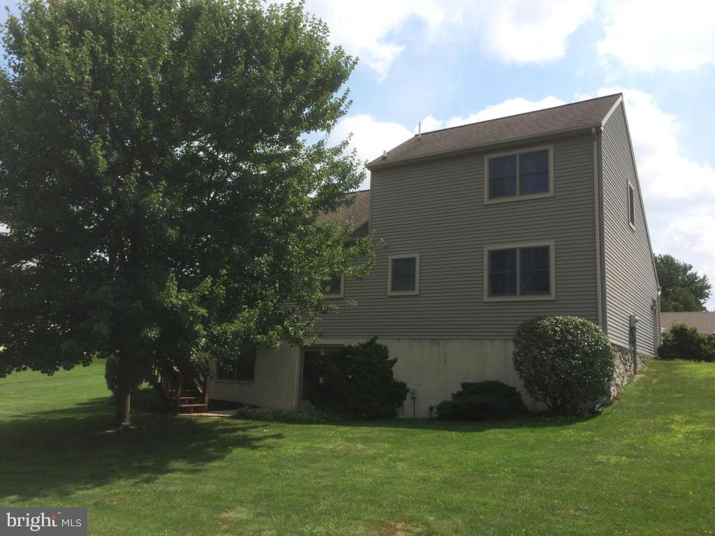 29 Field Lane Lititz, PA 17543 - Photo 22 of 23
