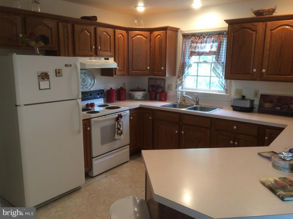 29 Field Lane Lititz, PA 17543 - Photo 7 of 23