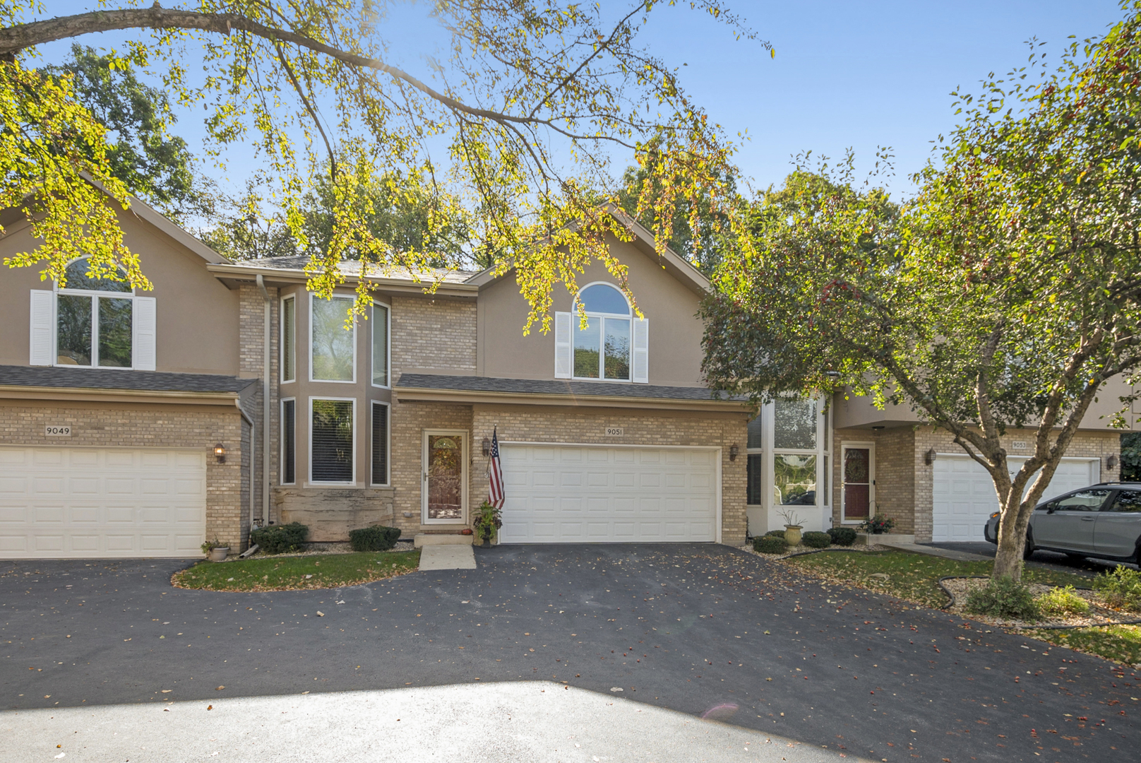9051 Archer Avenue Willow Springs, IL 60480 - Photo 3 of 30 front view of a house with a yard