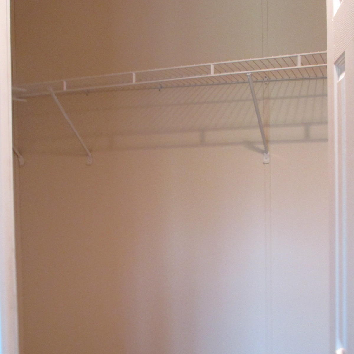 2643 Rutrough Road Southeast Roanoke, VA 24014 - Photo 15 of 32 a view of a small space