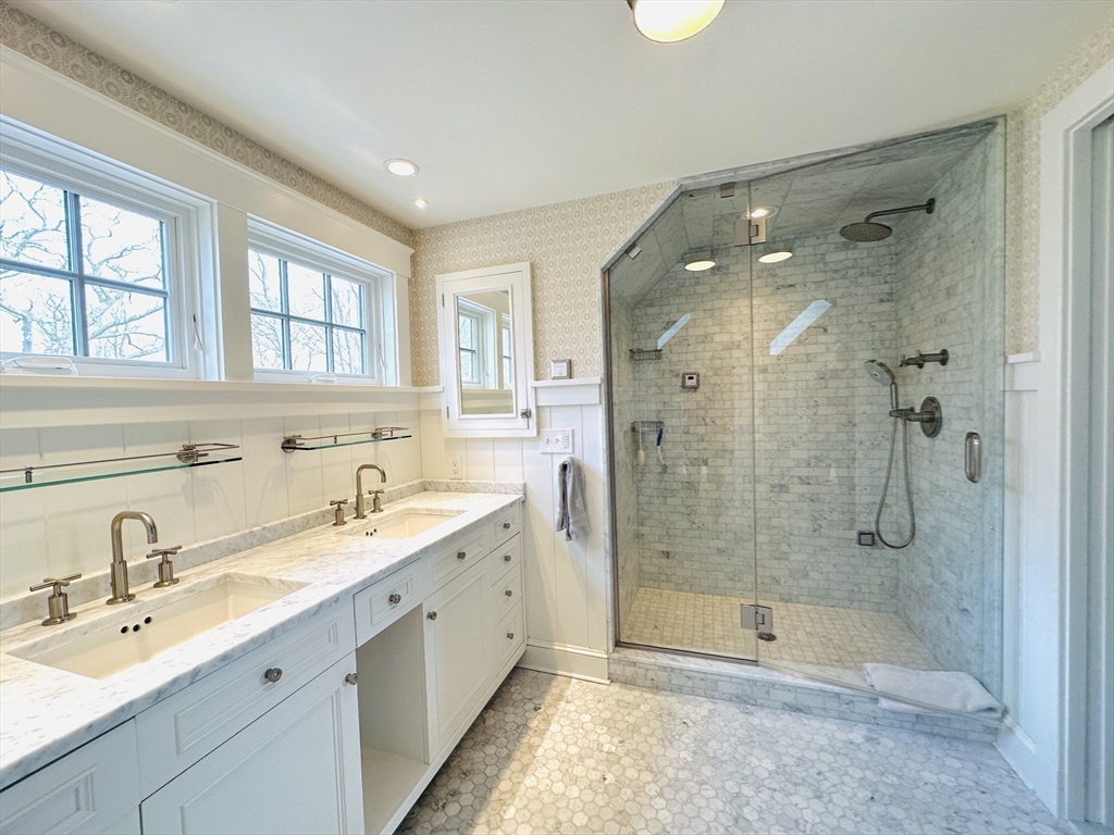 27 Harbor Street Manchester, MA 01944 - Photo 21 of 41 Gallery Image 21