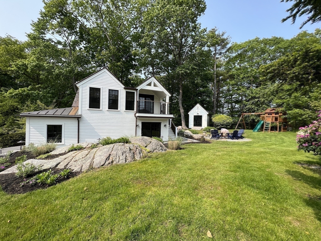 27 Harbor Street Manchester, MA 01944 - Photo 39 of 41 Gallery Image 39
