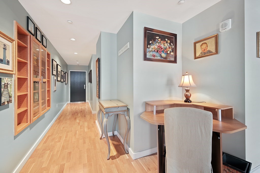 101 Broad Street, Unit 5C Boston, MA 02110 - Photo 16 of 29